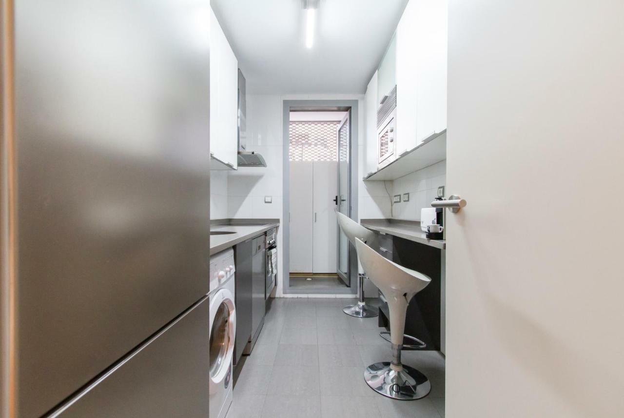 Luminoso, Moderno Y Amplio En Madrid Rio I Parking Apartment Exterior photo